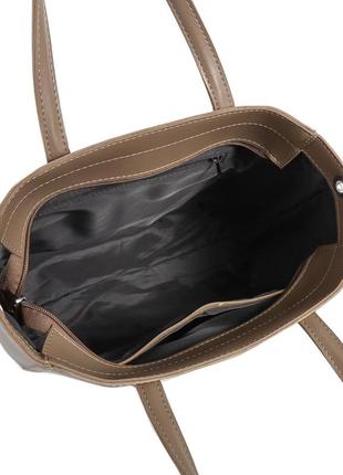 Стильна містка жіноча сумка каркасна якісна з широким ременем колір мокко4 фото