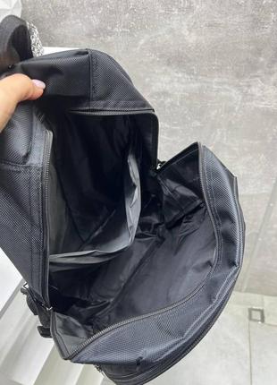 Большой спортивный городской рюкзак со светоотражателем черный4 фото