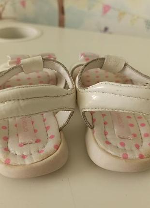 Шкіряні босоніжки 5