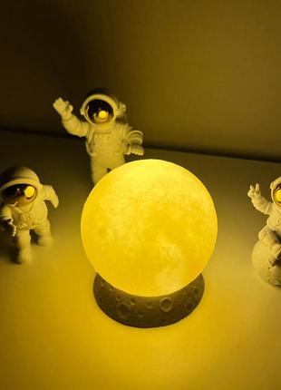 Нічник астронавти на місяці, набір із 4 фігурок астронавти на місяці, нічник місяць, світильник місяць 3д5 фото
