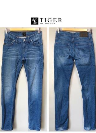 Tiger of sweden джинси сині з потертостями завужені штани бавовна 98% еластин 2%