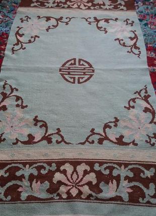 Коврики шерстяные.