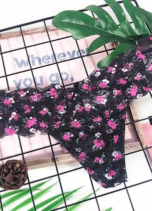 Кружевные трусики-стринги b intimates чёрные с цветочным принтом l