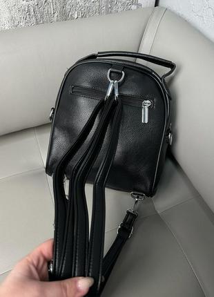 Черная сумка-рюкзак, качественная эко кожа.3 фото