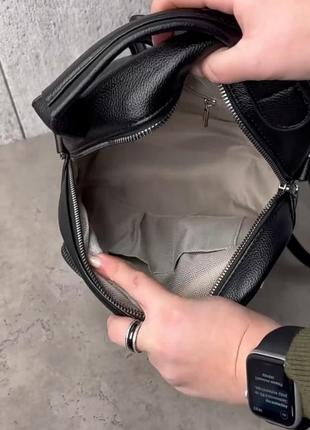 Черная сумка-рюкзак, качественная эко кожа.5 фото