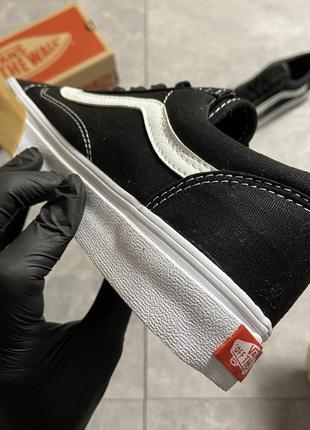 Найбільш зручне взуття на літо - кеди vans old skool black/white supreme.5 фото