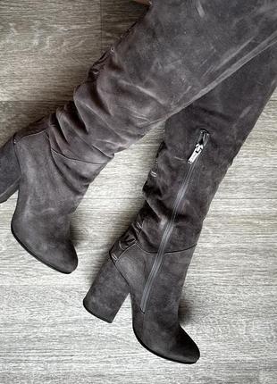 Теплые зимние сапоги замшевые серые с вышивкой mallanee 399 фото