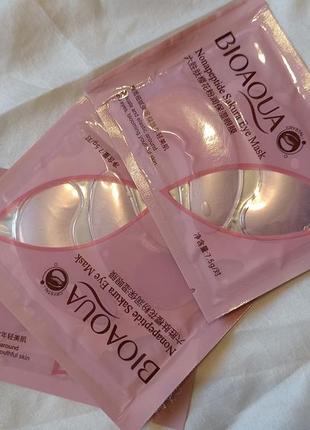 Гидрогелевые патчи для глаз с сакурой bioaqua nonapeptide sakura eye mask.