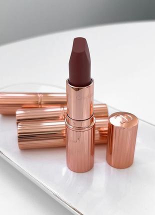 Помада повнорозмір 3,5г charlotte tilbury pillow talk medium, нова, оригінал3 фото