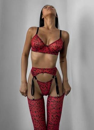 Сексуальный анималистичный набор белья с чулками