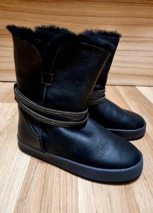 Зимові чоботи miraton по типу уггі