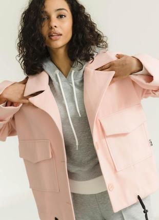 Укороченое  пальто из кашемира. розовое