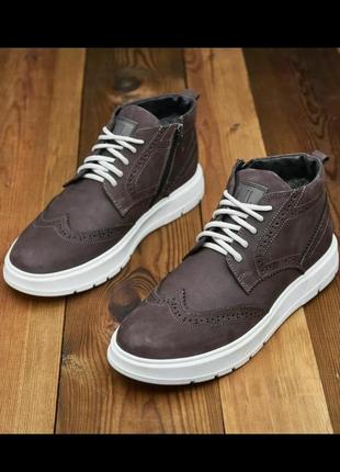Мужские зимние кожаные ботинки броги коричневые1 фото