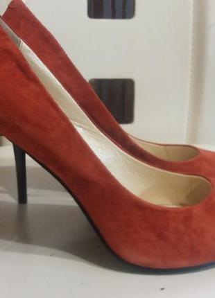 Шикарні туфлі