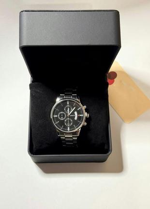 Часы мужские наручные кварцевые с датой цвет серебристый в комплекте с подарочной шкатулкой4 фото