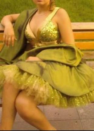 Шикарне плаття ручної роботи