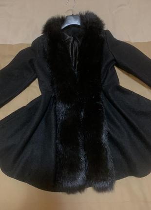 Роскошное приталенное пальто с эко мехом в идеале3 фото