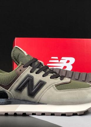 Чоловічі дуже легкі демісезонні кросівки new balance 574 хакі стильні, натуральний замш