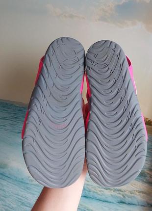 Яскраві сандалі, босоніжки nike8 фото