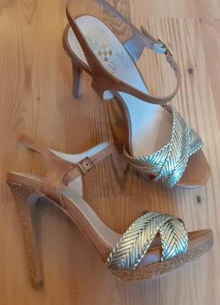 Vince camuto босоножки, р. 35. 5 из америки маленький размер