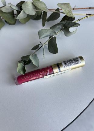 Max factor colour elixir soft matte