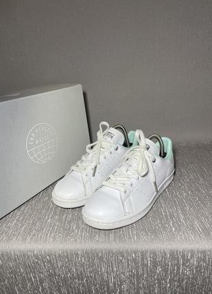 Оригінальні шкіряні кросівки adidas stan smith2 фото