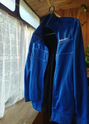Спортивна кофта bench.