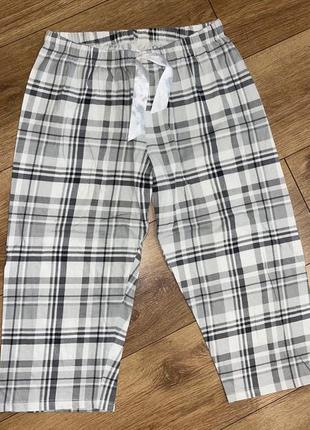 Шорти нові шортики бріджі піжама штани для дому