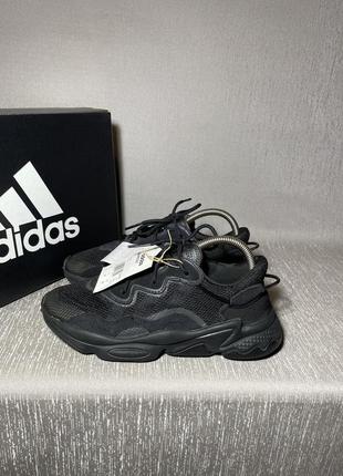 Новые оригинальные кроссовки adidas ozweego