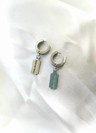 Серьги лезвие 🖤