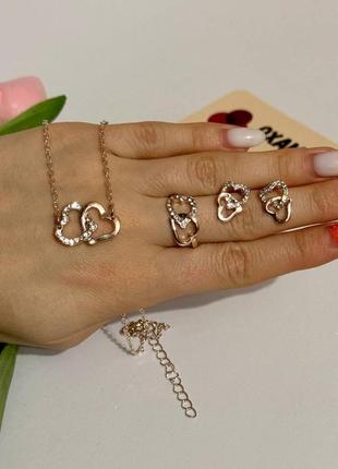 Часы женские наручные кварцевые цвет золотистый в камнях в комплекте с сияющим браслетом серьгами кольцом6 фото