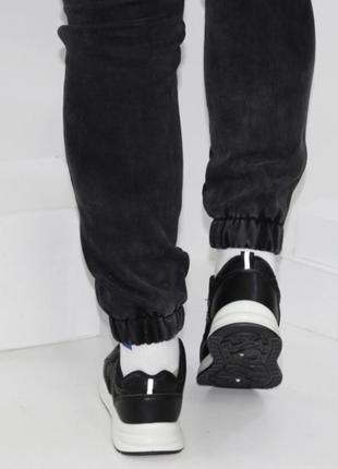 Черные весенние кроссовки с текстильными вставками4 фото