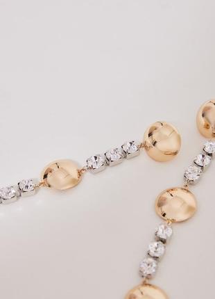 Виразні сережки з камінцями із золотою сферою 'prettylittlething'2 фото