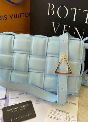 Женская сумка bottega veneta padded cassette bag blue9 фото