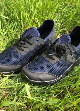 Кросівки чоловічі сітка 41 розмір. літні кросівки, модні універсальні кросівки. модель 46913. колір: синій