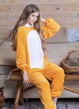 Кигуруми пижама плюшевая цельная лисичка с белыми ушами на молнии пижамка из вельсофта для взрослых5 фото