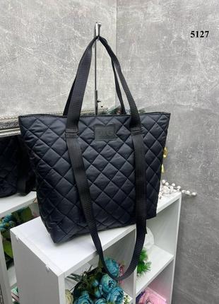 Чорна жіноча сумка містка зручна на кожен день, для поїздок, спорту, фітнесу