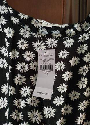 Красиве повсякденне чорно-білі сукні міді3 фото