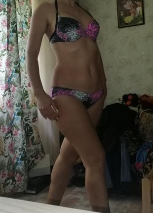 Купальник раздельный с трусами слип. размер 38-40 евро. наш 46-48