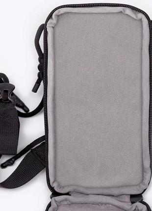 Небольшая текстильная сумка с ремнем через плечо ucon mateo bag black safari серая4 фото