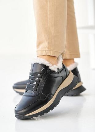 Жіночі кросівки шкіряні зимові чорні picani 003