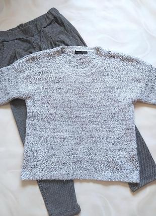 Пухнастий в'язаний светр під горло, спущені плечі, пуловер меланж букле травка2 фото