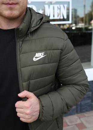 Куртка чоловіча хакі nike, верхній одяг для чоловіка чи хлопця осінь / весна, вітровка найк, стильна больньєва куртка з плащовки