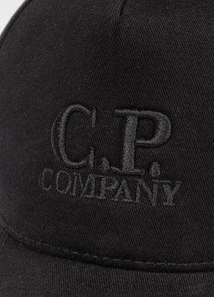 Кепка "c.p. company" мужская черного цвета с вышивкой. однотонная, широкая. база!2 фото