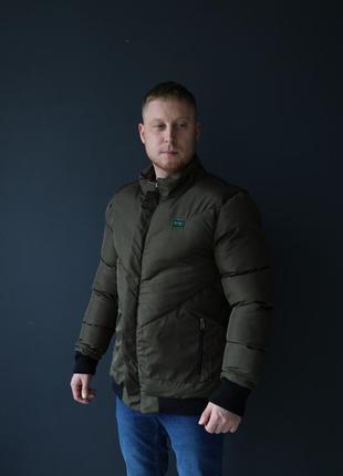 Теплая мужская куртка хьюго босс бежевая, зимняя куртка hugo boss с наполнителем, куртка с-м бежевого цвета9 фото