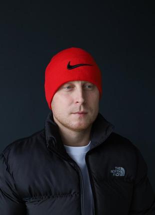 Червона чоловіча шапка з об'ємною чорною вишивкою найк, шапка nike осінь / весна, головний убір для чоловіка з акрилу