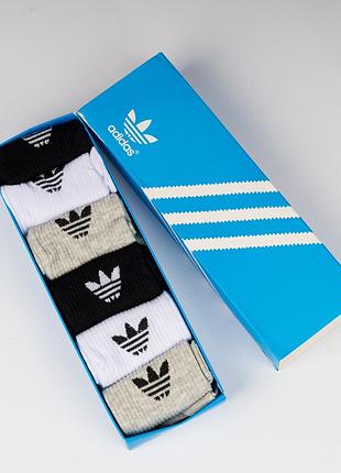 Набір (6 пар) чоловічих шкарпеток бренду adidas. базові кольори в комплекті + подарункова коробка