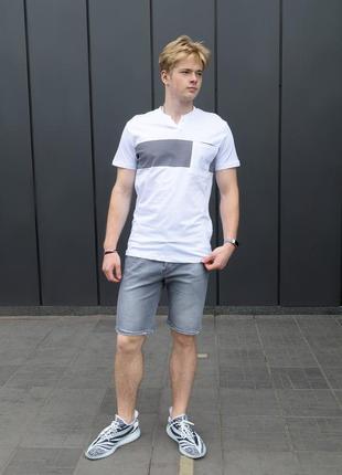 Мужская футболка белая с черными полосками. madmext. на лето!