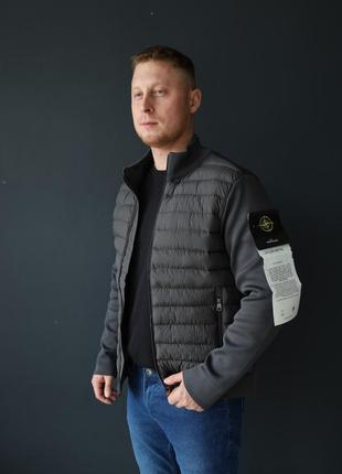 Тканевый мужской бомбер серый stone island, теплая кофта с патчем стон айленд, демисезонная куртка темно-серая1 фото