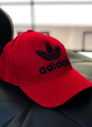 Стильная мужская красная кепка adidas | молодежная летняя бейсболка | модный мужской головной убор